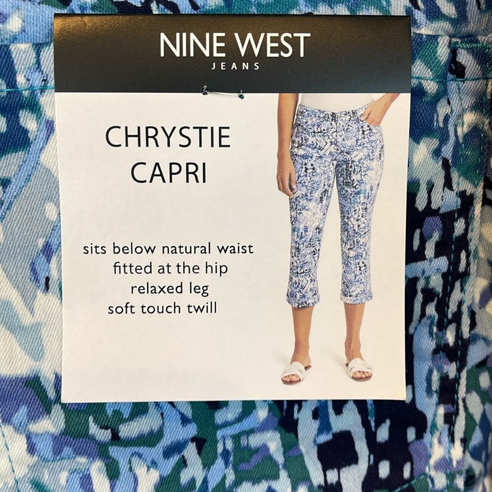 Nine West Christie Blue White Geometric Capri Pants Size 16 NWT Mid Rise